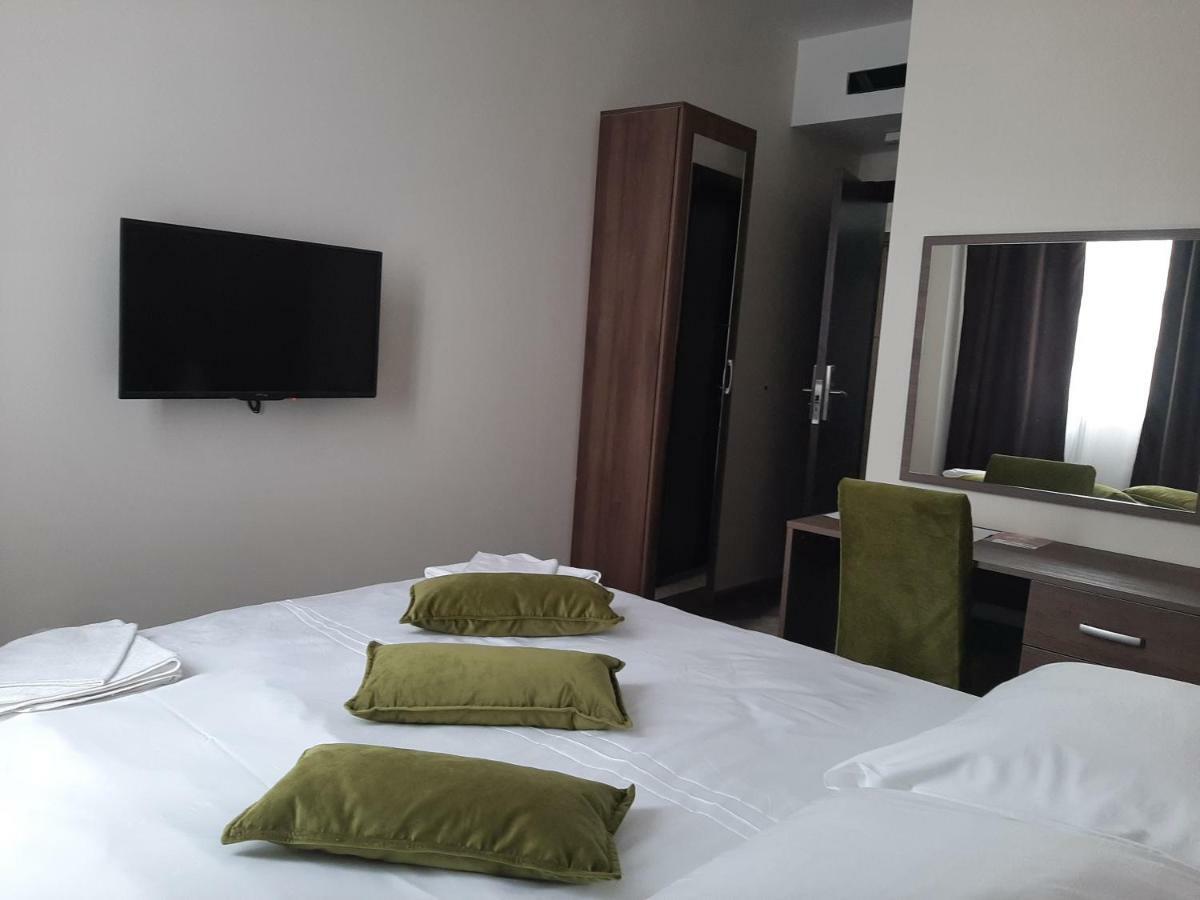 Hotel Usce Šabac Extérieur photo