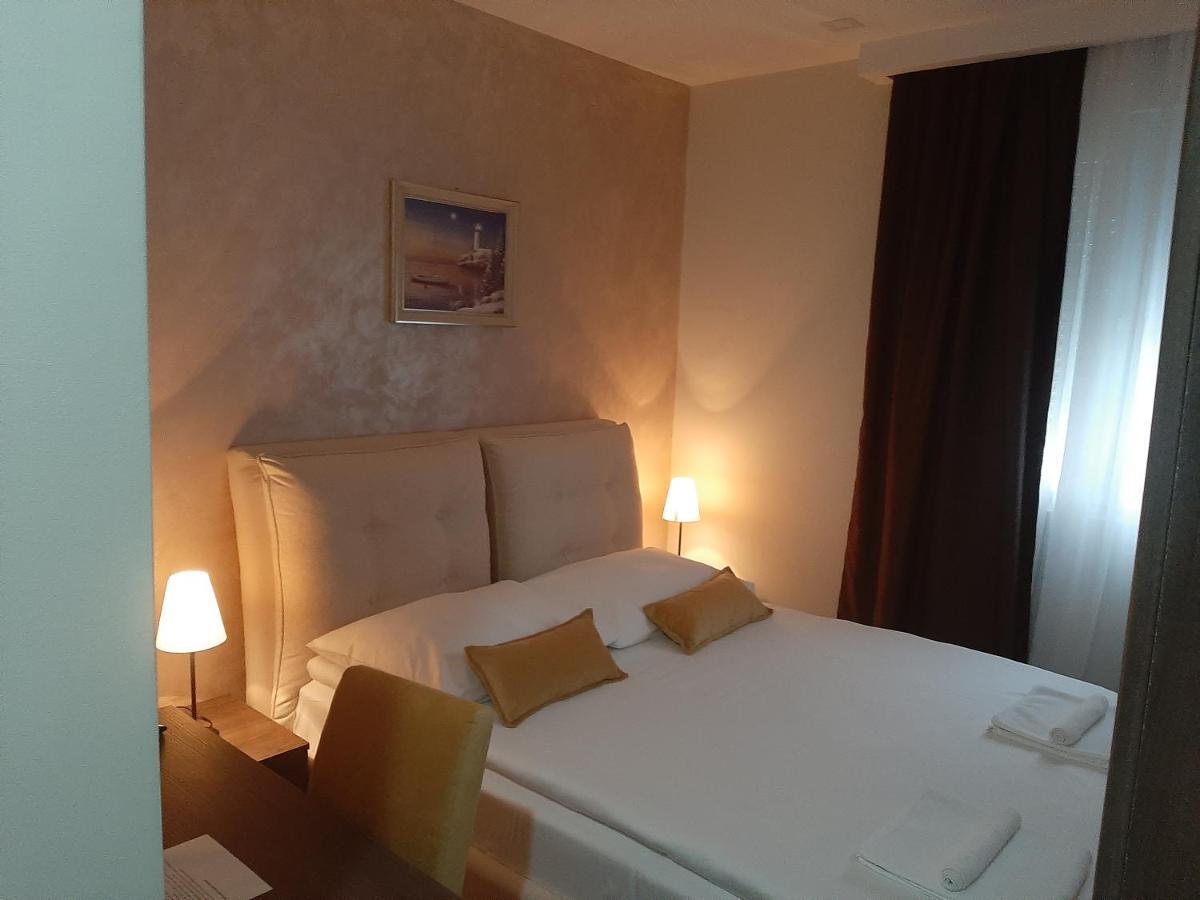 Hotel Usce Šabac Extérieur photo
