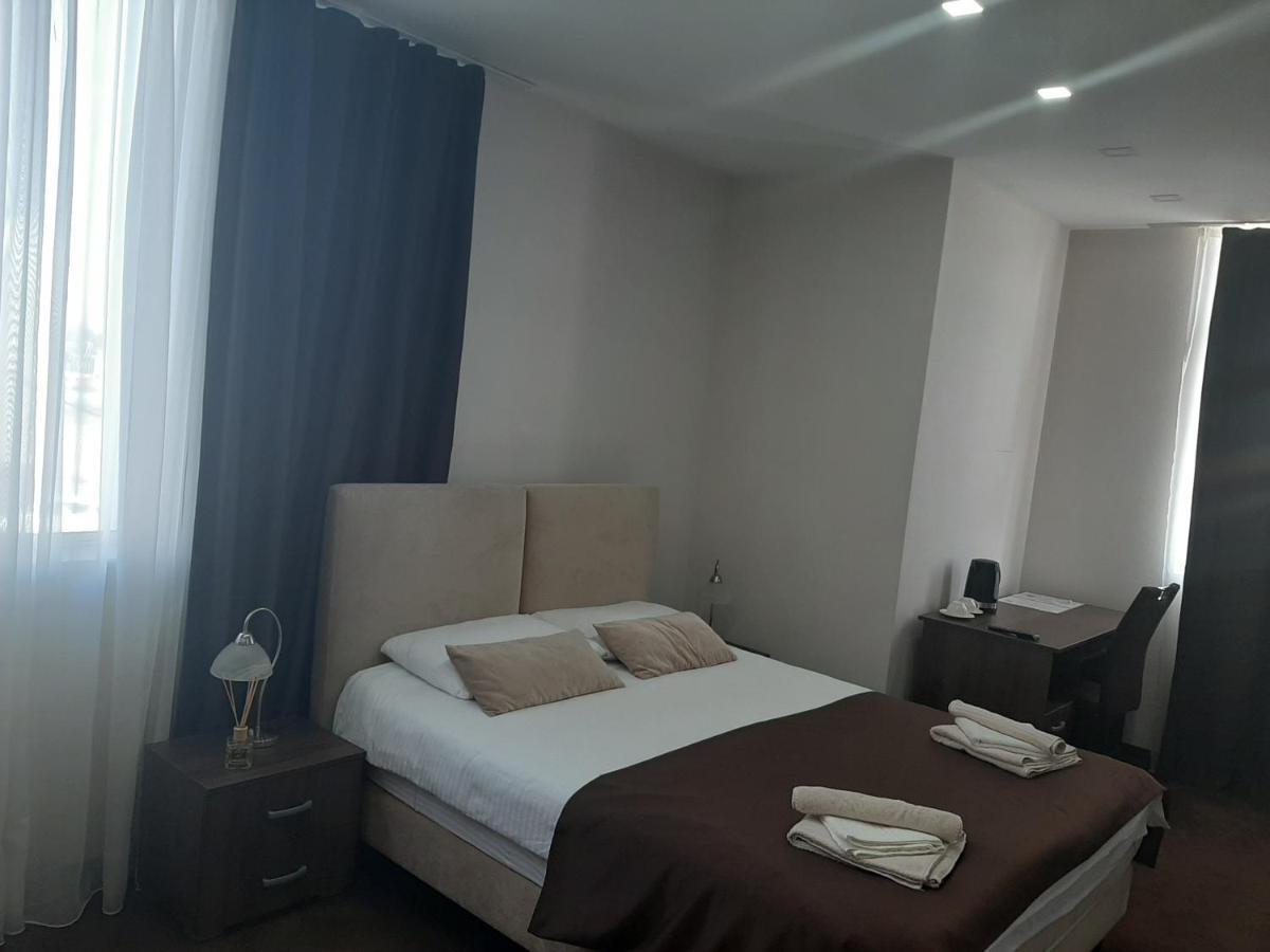 Hotel Usce Šabac Extérieur photo