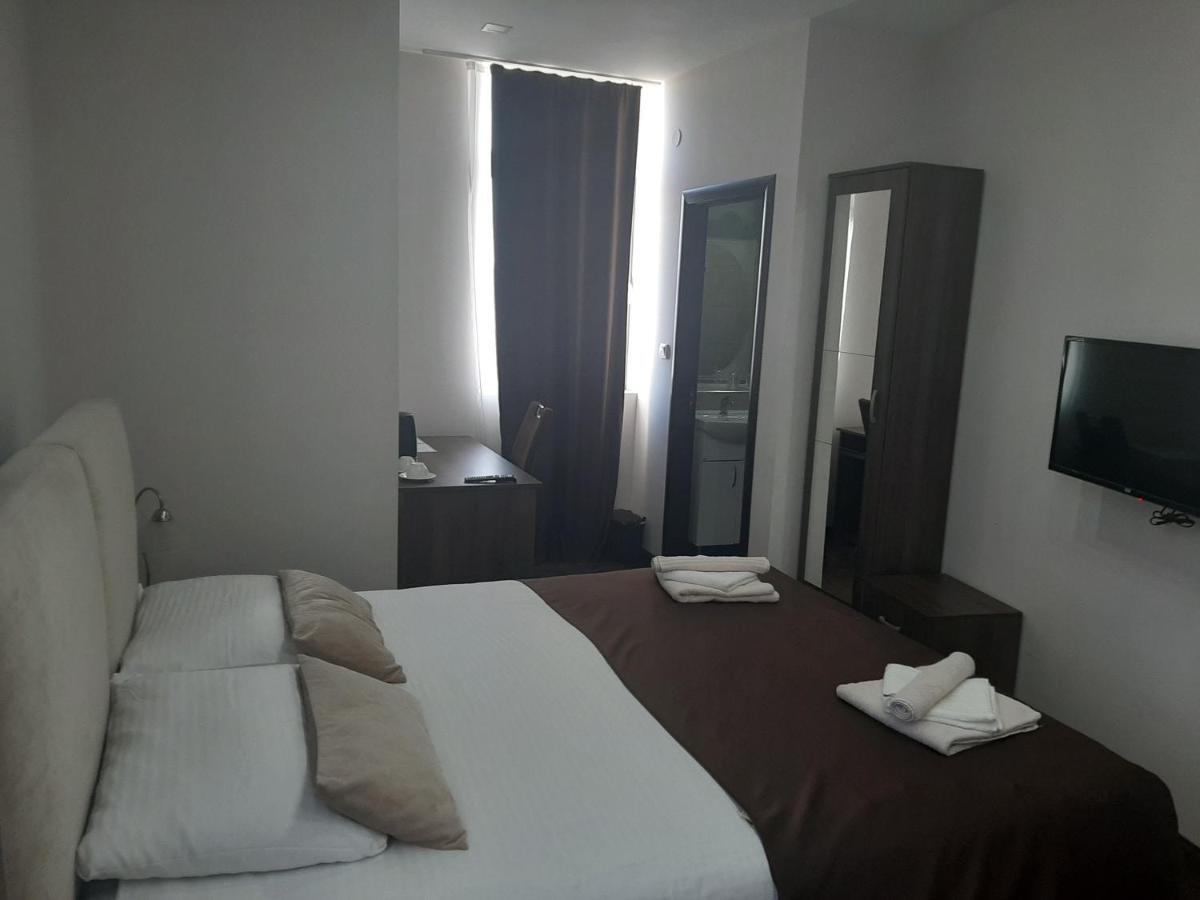 Hotel Usce Šabac Extérieur photo
